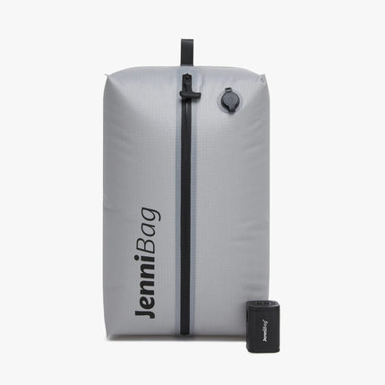 Jenni Vacuum Kit with one grey vacuum bag and one rechargeable pump